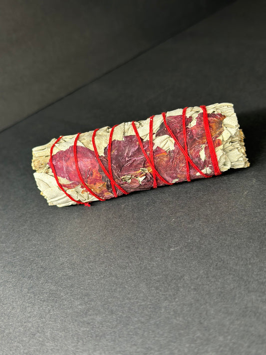 Mini California with Rose petals