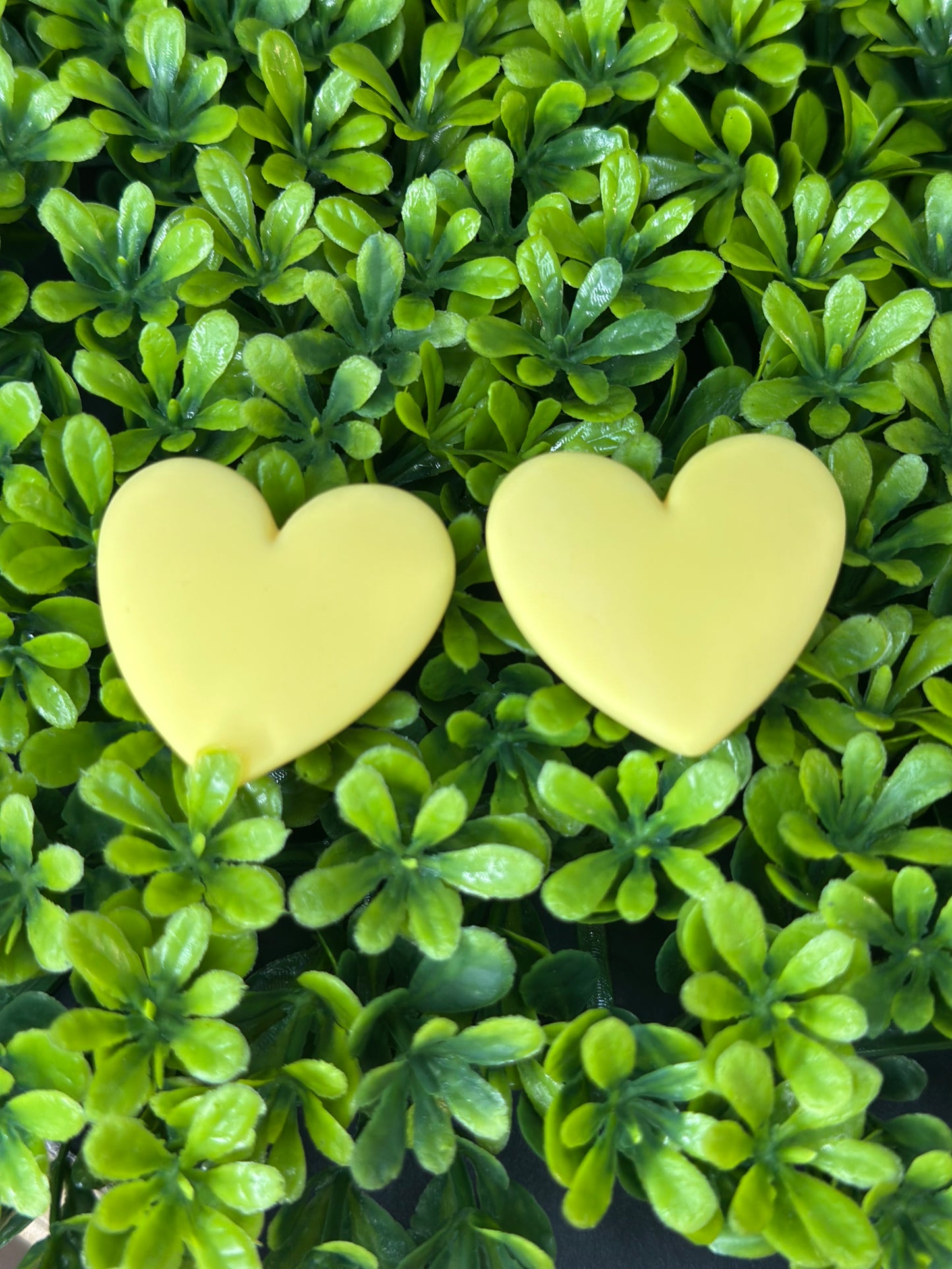 Yellow  Heart Flat Back